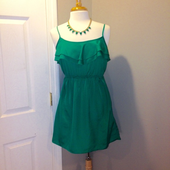 Forever 21 Dresses & Skirts - ☘️Green slip dress med cute for St. Pattys Day!